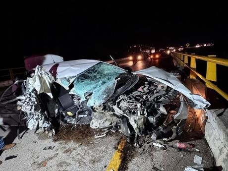 Milagroso rescate de dos personas tras accidente en el puente Birmania, Ciudad Valles
