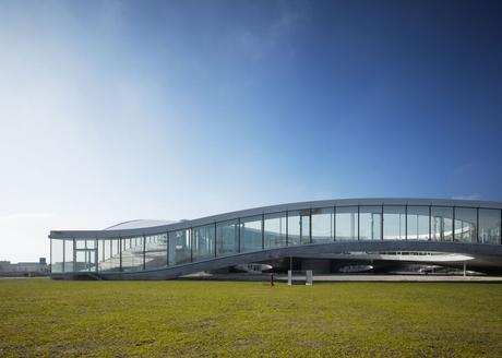 Rolex Learning Center, Lausanne / SAANA