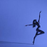 Whirr estrenan Raw Blue