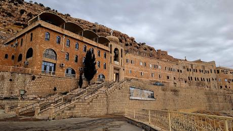 IRAK: EL MONASTERIO DE MAR MATTAI Y LLEGADA A DUHOK IRAK: EL MONASTERIO DE MAR MATTAI Y LLEGADA A DUHOK