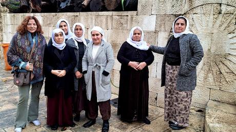 IRAK : LALISH Y LOS YAZIDÍES IRAK : LALISH Y LOS YAZIDÍES