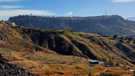 IRAK : AMADIYAH Y LA FÁBRICA DE TAHINE IRAK : AMADIYAH Y LA FÁBRICA DE TAHINE