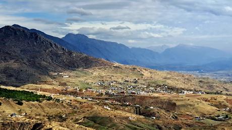IRAK : AMADIYAH Y LA FÁBRICA DE TAHINE IRAK : AMADIYAH Y LA FÁBRICA DE TAHINE