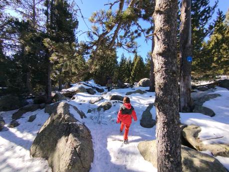 Ruta al Estany de l'Orri desde la estación de esquí de Lles | Cerdanya
