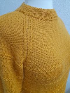 DEMASIADA LANA DEL MISMO COLOR........ (4) JERSEY CON MANGA RANGLAN