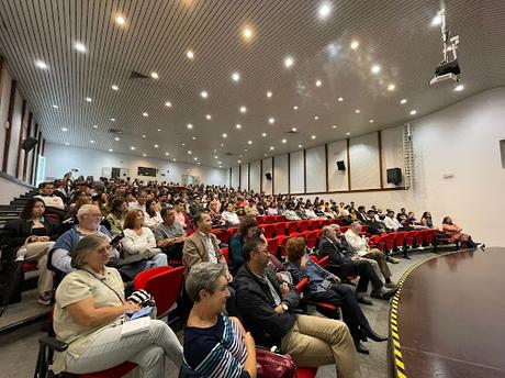 DE EL CORONEL NO TIENE QUIEN LE ESCRIBA A LA REVOLUÇÃO DO... DE EL CORONEL NO TIENE QUIEN LE ESCRIBA A LA REVOLUÇÃO DO...