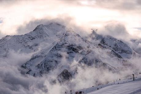 Un recorrido por picos eriste: lo mejor para viajeros. Un recorrido por picos eriste: lo mejor para viajeros.