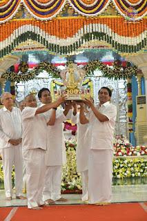 Presentación del logotipo del centenario | Lanzamiento oficial de las celebraciones del centenario de Bhagavan | 1 de enero de 2025