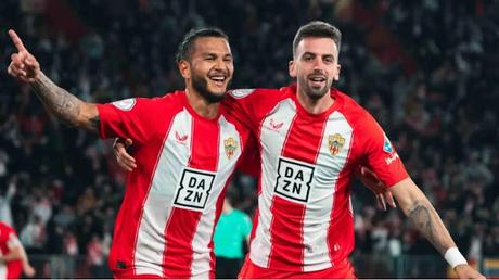 Crónica Almería 4 - Sevilla FC 1