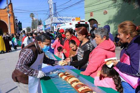 Villa de Pozos celebra el Día de Reyes con una monumental Rosca de más de 50 metros