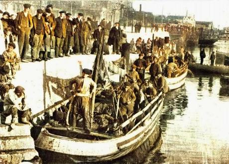 La llegada de la pesca al Muelle