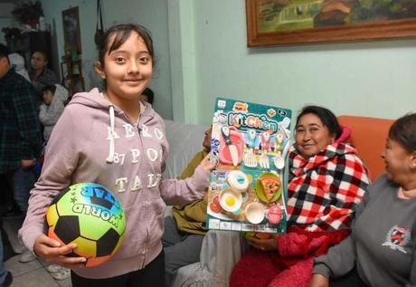 Ayuntamiento de Soledad de Graciano Sánchez lleva alegría y apoyo a comunidades rurales con la Caravana “Canasta Digna” y “Arropando Corazones” Ayuntamiento de Soledad de Graciano Sánchez lleva alegría y apoyo a comunidades rurales con la Caravana “Canasta Digna” y “Arropando Corazones”
