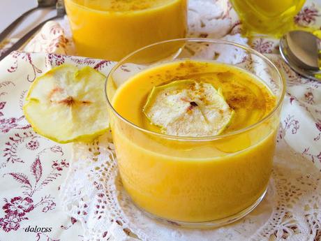 Crema de calabaza y manzana al curry Crema de calabaza y manzana al curry