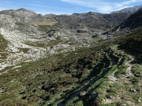 La Tiese-Las Bobias-Ariu-La Cabeza Julagua-Vega Maor-Belbín