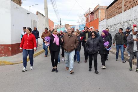 Enrique Galindo encabeza rehabilitación de área verde en Fovissste durante el Domingo de Pilas