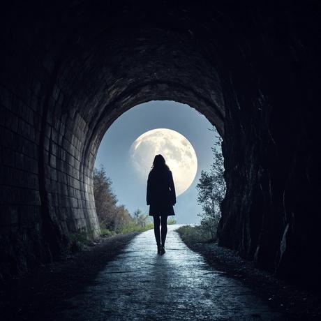 La noche oscura y el Dios impotente: diálogo entre san Juan de la Cruz y Bonhoeffer