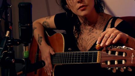 Teresa Terracota presenta ‘Lo Etéreo’ y ‘El Deseo’, música para reflexionar, acompañar y sanar Teresa Terracota 10