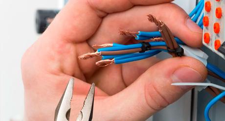 Renovación eléctrica de fincas y cuartos de contadores Renovación eléctrica de fincas y cuartos de contadores