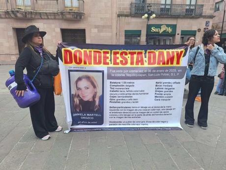 Familiares de Daniela Martell exigen su localización y marchan para evitar que su caso sea olvidado