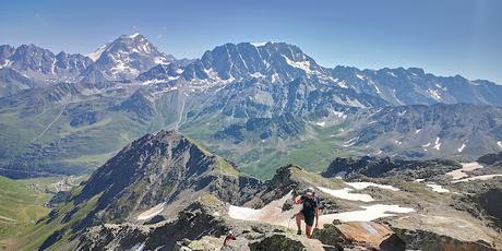 Pointe de Drône (2.948  m.) desde el Col Grand St. Bernard