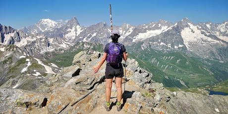 Pointe de Drône (2.948  m.) desde el Col Grand St. Bernard