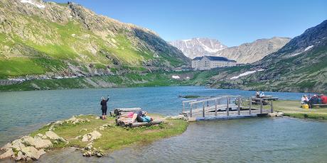 Pointe de Drône (2.948  m.) desde el Col Grand St. Bernard