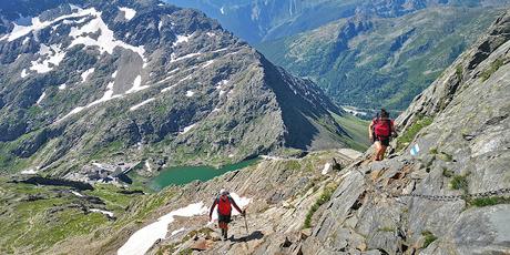 Pointe de Drône (2.948  m.) desde el Col Grand St. Bernard