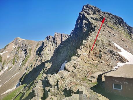 Pointe de Drône (2.948  m.) desde el Col Grand St. Bernard
