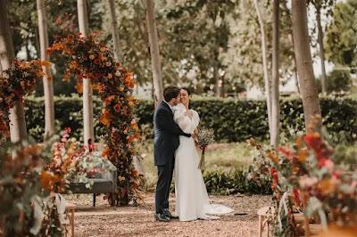 boda de ensueño, bodas modernas, trajes de novio, estilo personal boda, celebraciones únicas, bodas inolvidables, wedding tips, plan de bodas,Trajes de novio 2025,bodas españa,