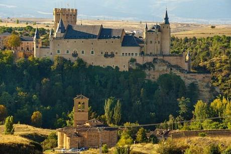 Un recorrido por audioguia alcazar segovia: lo mejor para viajeros Un recorrido por audioguia alcazar segovia: lo mejor para viajeros