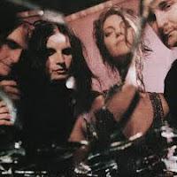 Sharon Van Etten & The Attachment Theory estrenan Trouble