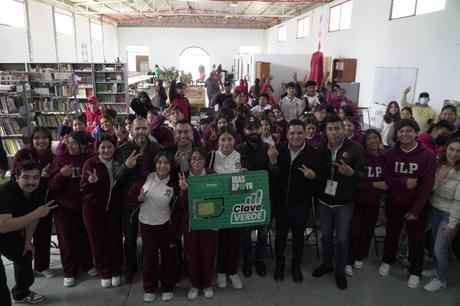 Más de 200 jóvenes de Villa de Reyes acceden a internet y telefonía gratuita con el programa Clave Verde