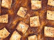 Tarta fina cebolla caramelizada tofu marinado