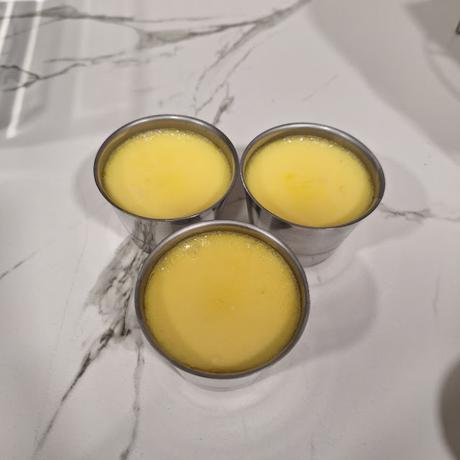 Flan de huevo casero al baño María