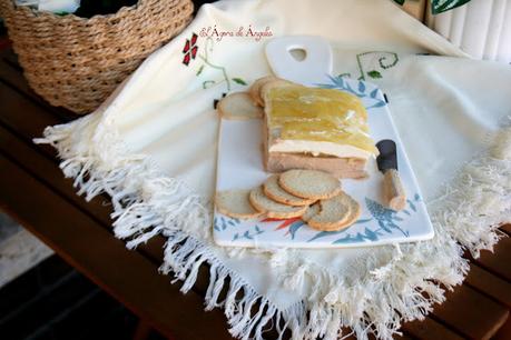 Terrina de manzana, queso y foie El Ágora de Ángeles