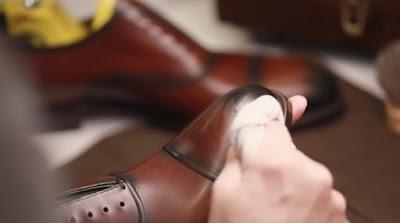 ZAPATOS CHURCH´S mocasines de cuero,calzado de calidad,calzado elegante,botas chelsea,zapatos de lujo,oxfords clásicos,zapatos esenciales,estilo masculino,moda masculina,zapatos de hombre,