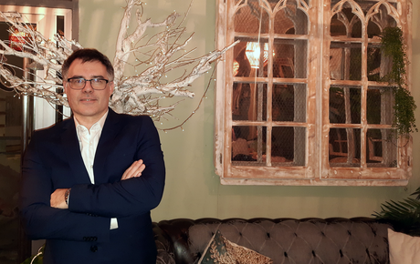 David Arboledas: «Antes, la cirugía era considerada un oficio menor, realizada por barberos sin apenas formación» David Arboledas: «Antes, la cirugía era considerada un oficio menor, realizada por barberos sin apenas formación»