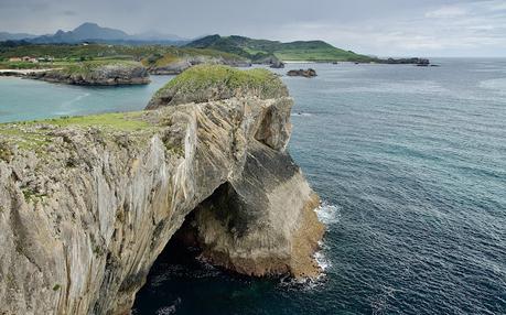 Echar la vista atrás.