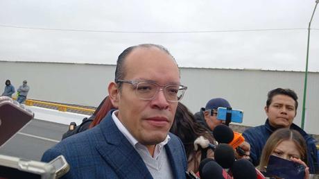 SLP impulsa programas de reinserción laboral y escolar para migrantes