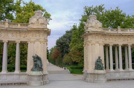 Guía para familias latinoamericanas que quieren comprar una vivienda en Madrid