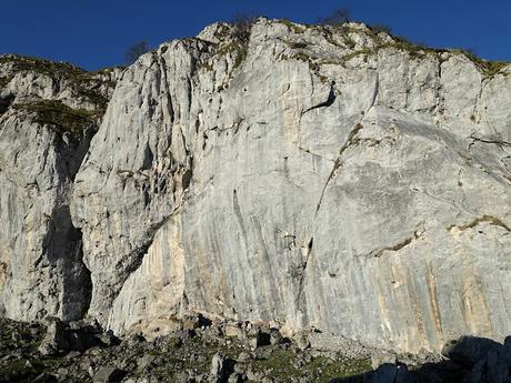 La Tiese-El Tolleyu-La Cabeza Julagua de Cangas y d´Onís-Las Juentes d´Onís