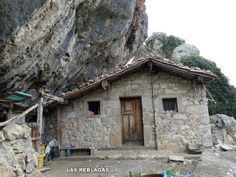 La Tiese-El Tolleyu-La Cabeza Julagua de Cangas y d´Onís-Las Juentes d´Onís