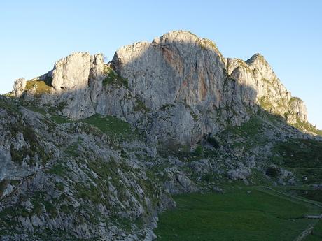 La Tiese-El Tolleyu-La Cabeza Julagua de Cangas y d´Onís-Las Juentes d´Onís