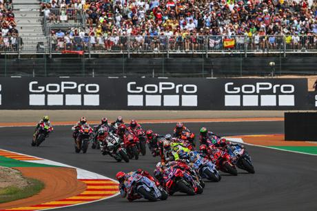 GoPro se asocia con MotoGP y el Campeonato Mundial de Motocross FIM MXGP GoPro se asocia con MotoGP y el Campeonato Mundial de Motocross FIM MXGP