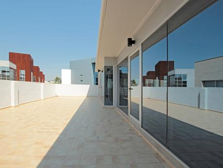 ¿La reparación de la terraza del último piso es cubierta del edificio y por tanto de la comunidad de vecinos?