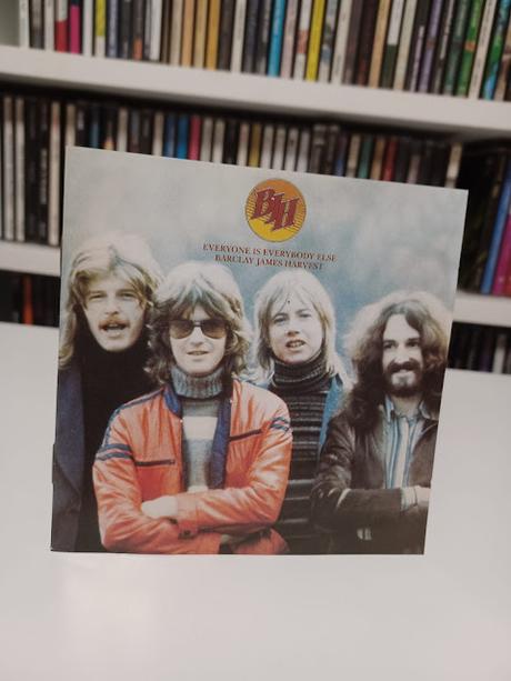 BARCLAY JAMES HARVEST: EVERYONE IS EVERYBODY ELSE (1974) BARCLAY JAMES HARVEST: EVERYONE IS EVERYBODY ELSE (1974)