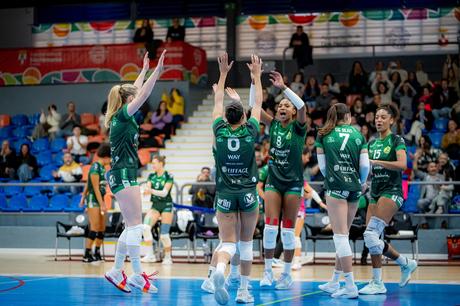 El Fundación Unicaja Andalucía cae 1-3 frente a Haro Rioja Voley