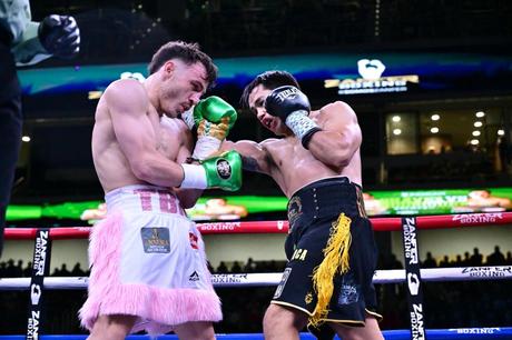 Misael «El Chino» Rodríguez derrota a Omar Chávez en la vibrante Arena Potosí