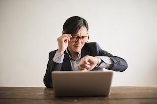 “SÍNDROME DEL BURNOUT”, DESGASTE PROFESIONAL O DEL TRABAJADOR  QUEMADO.