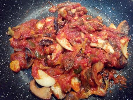 SETAS CON PISTO Y HUEVO SETAS CON PISTO Y HUEVO